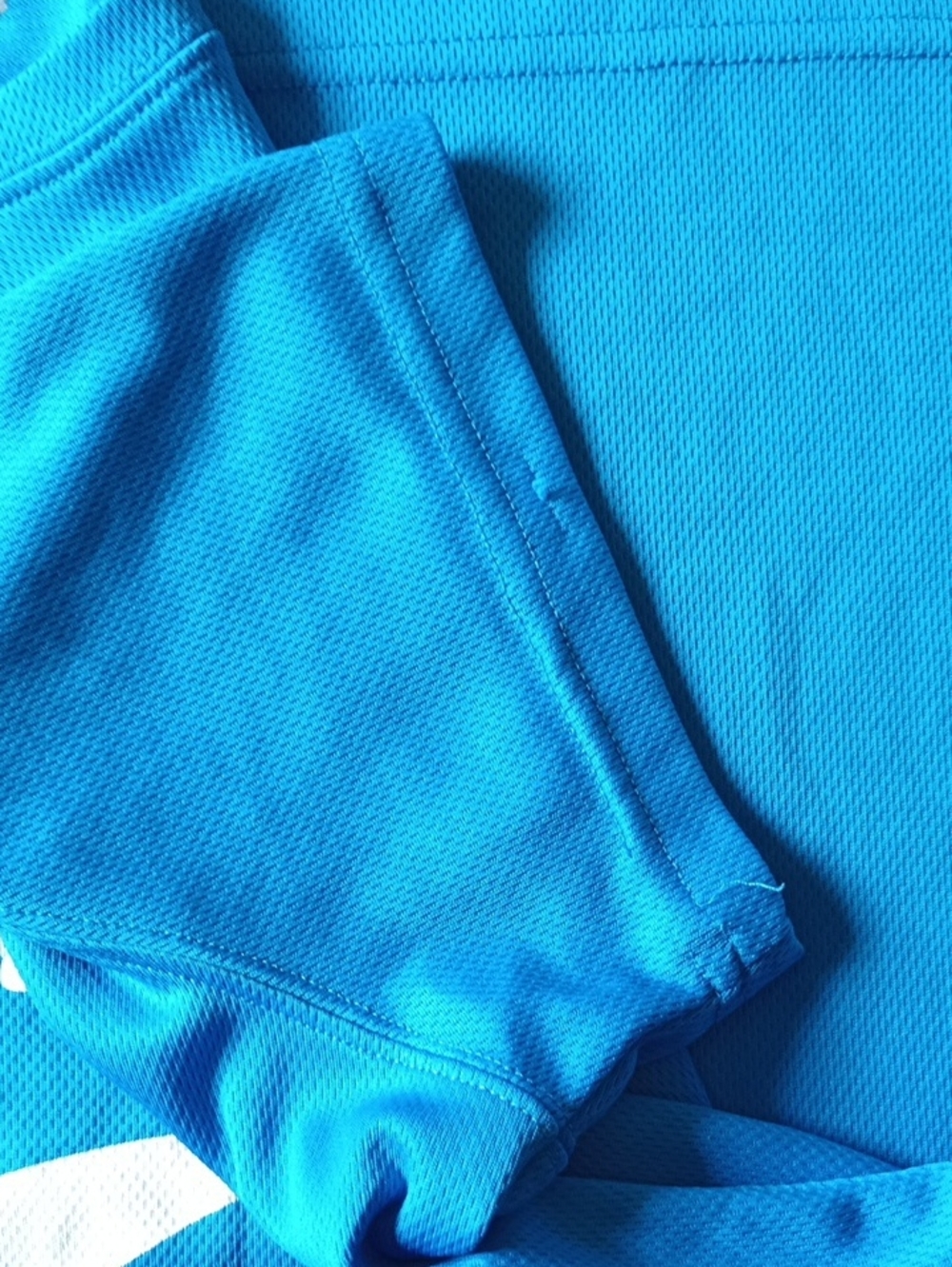 Brooks Tech Tee - Picture 9 of 12